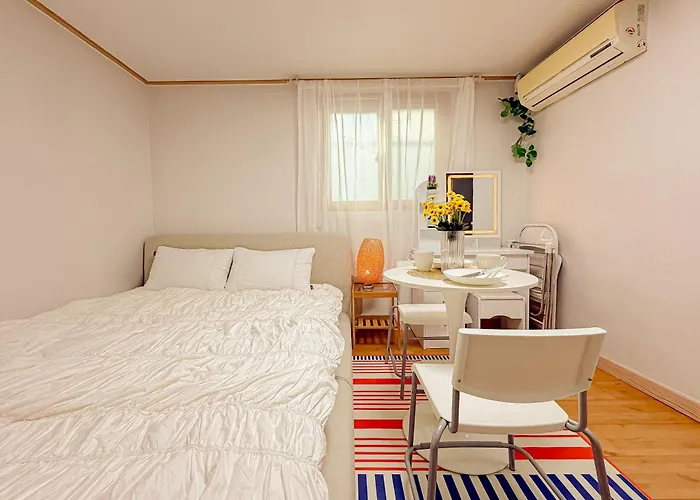 Hongdae Station 10-minute Walk Yeonnam Stay2 Apartment Seoul